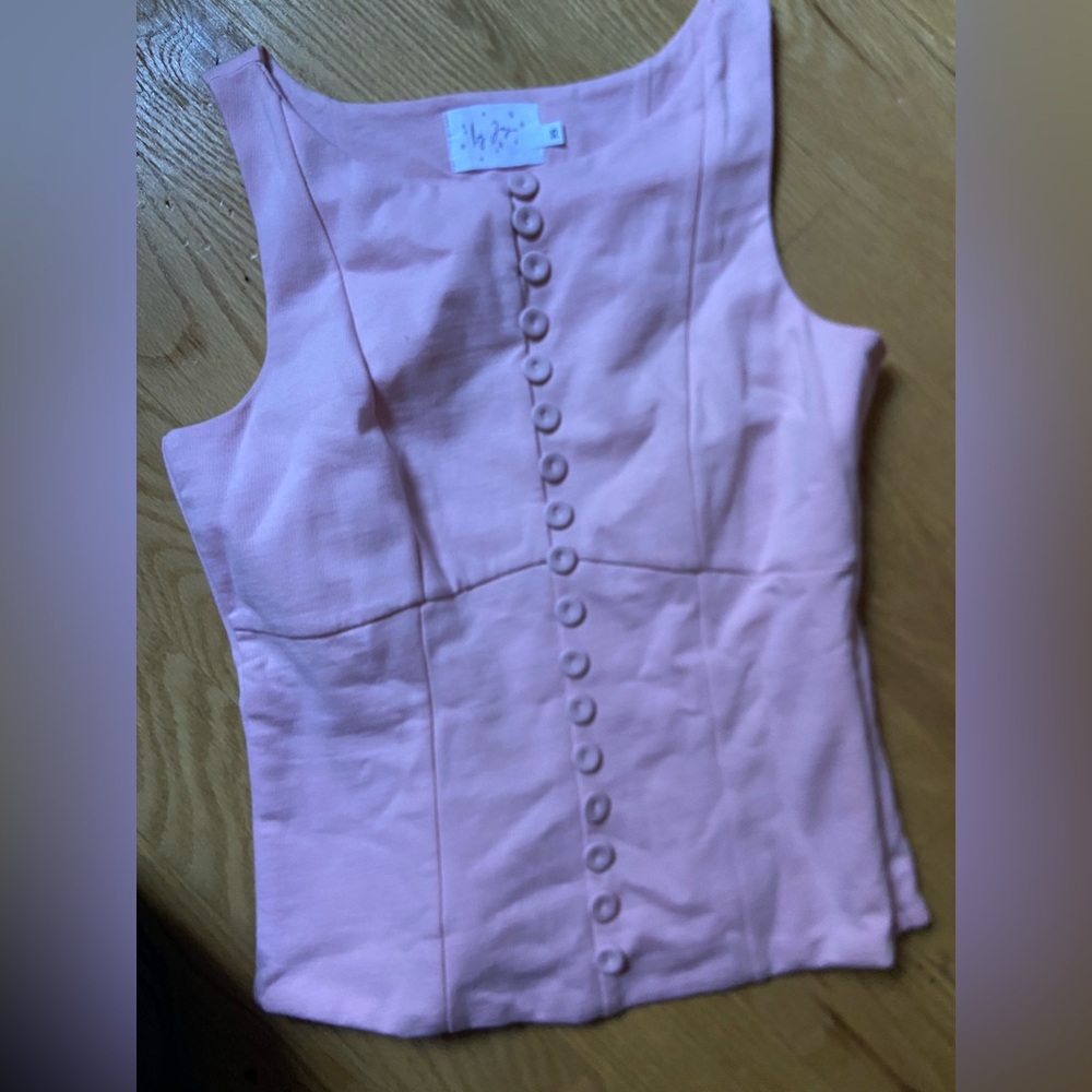 XS pink top